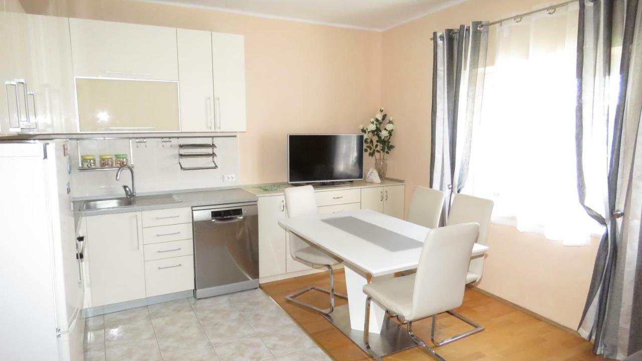 Apartment Central City Makarska Ngoại thất bức ảnh
