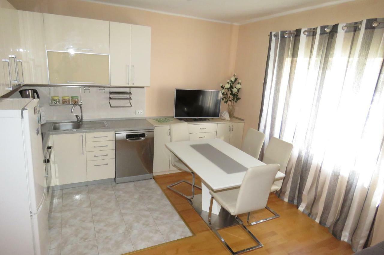 Apartment Central City Makarska Ngoại thất bức ảnh